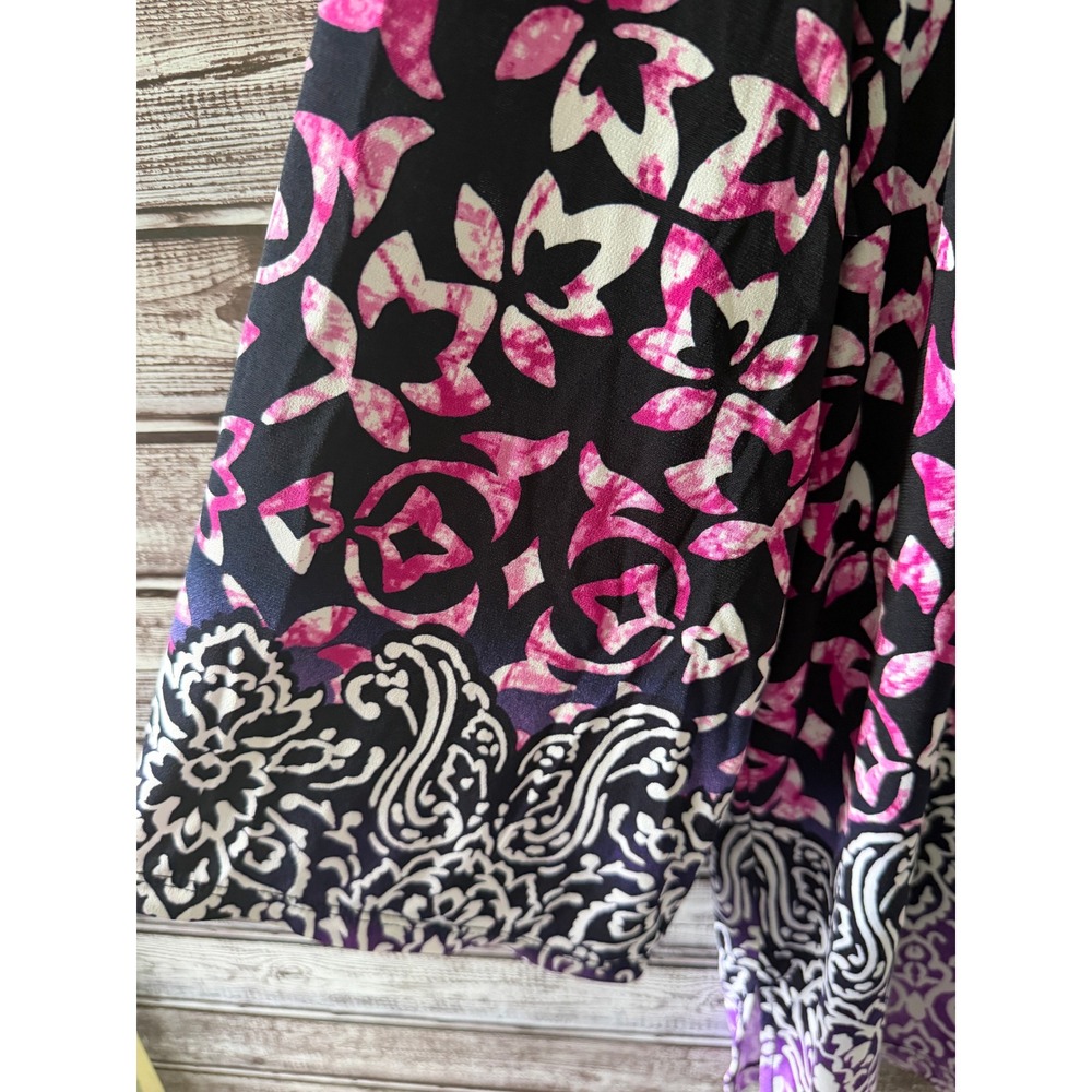 Susan Graver Women's Liquid Knit Tunic Top Sz XL Pink Purple Floral V-Neck - Picture 3 of 5
